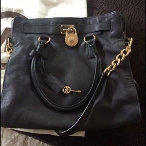MK Purse
