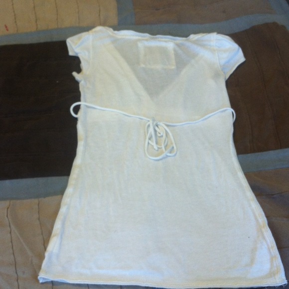 REDUCED!! 🎉Abercrombie & Fitch top - Picture 3 of 3