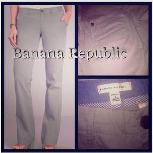 Banana Republic grey Weekend Chino....NEW!