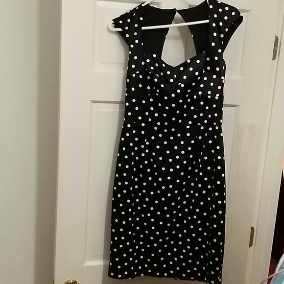 White House Black market dress size 4