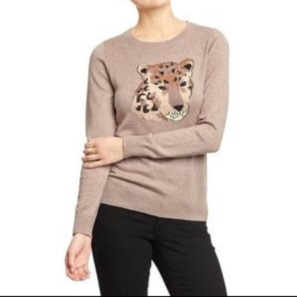 🎉SOLD🎉Old Navy Graphic Sweater