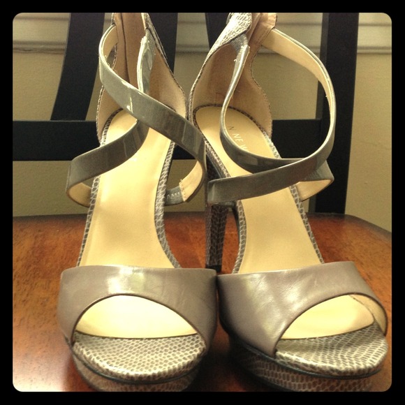 Nine West Women's Skyscrapin Sandal 9.5
