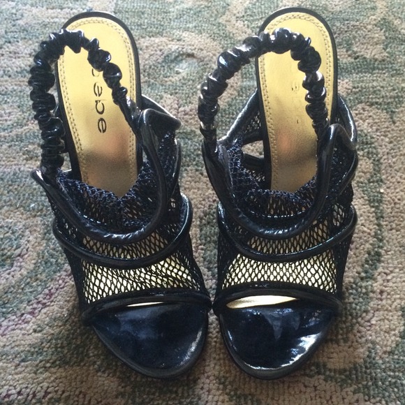 ❌Sold❌ Bebe heels
