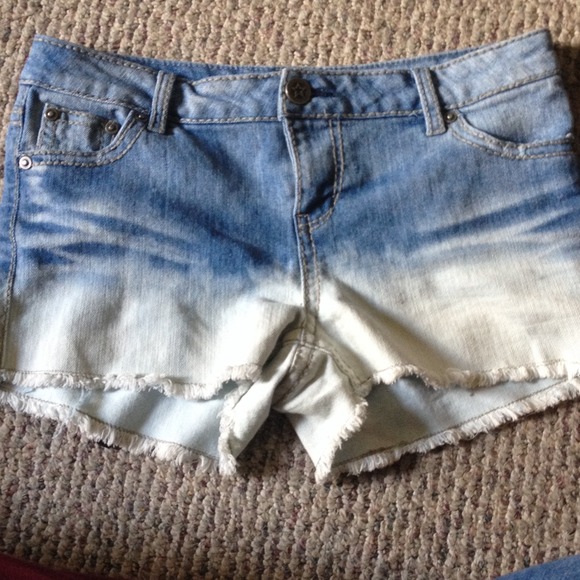 Ombré Jean Shorts