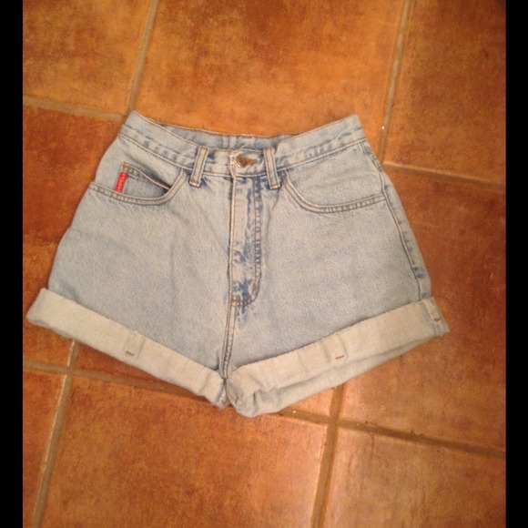 American Apparel INSPIRED High Waisted Shorts - Picture 2 of 4