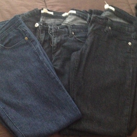 BUNDLE!!! Four pairs of stretch jeggings