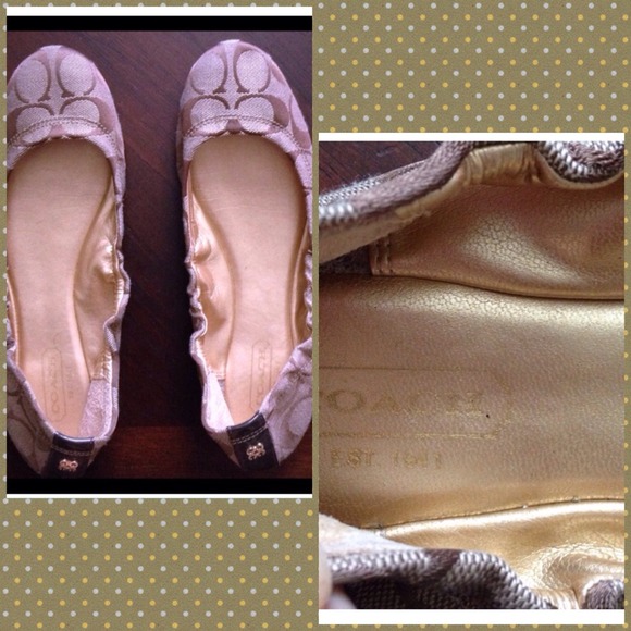 Authentic Coach flat shoes