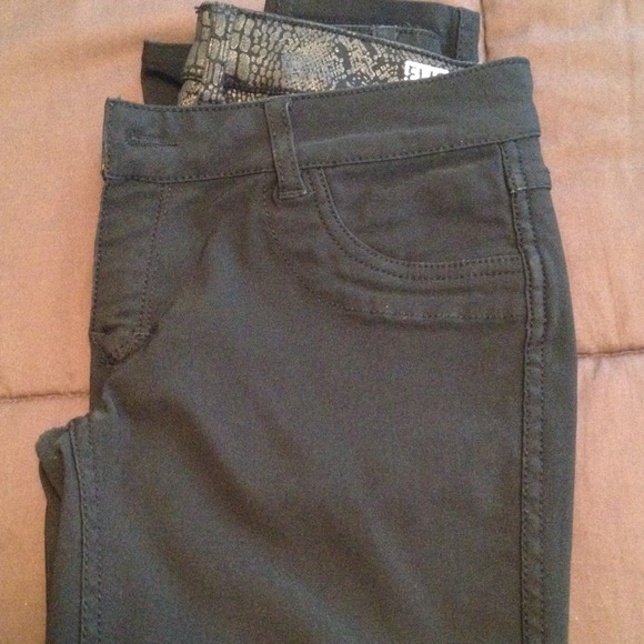 Reversible pants!!! - Picture 3 of 3