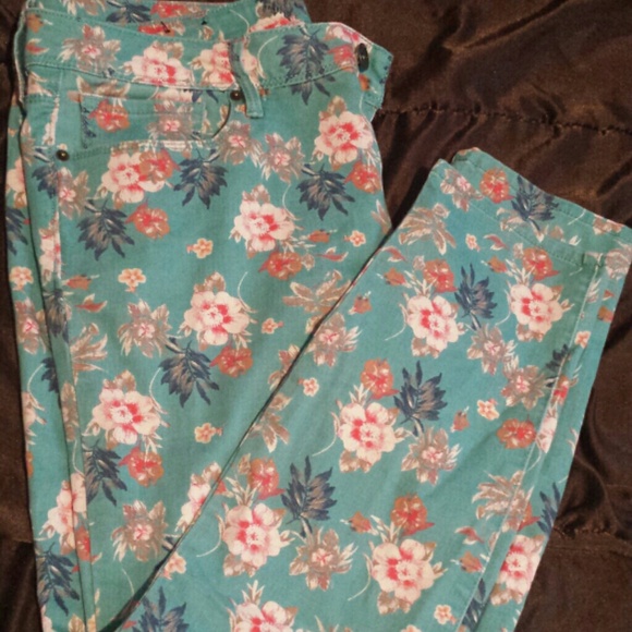 Floral Pink Skinny Pants