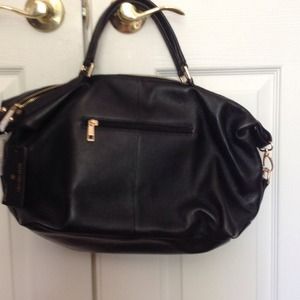 BRAND NEW! Ora Delphne leather bag