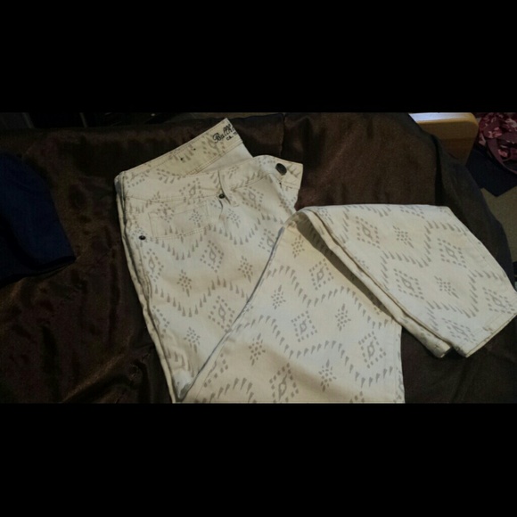 Bullhead Native Design Pants