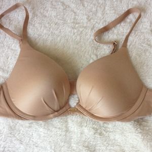 Victoria's Secret plunge push-up bra