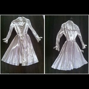 Single breasted trench coat