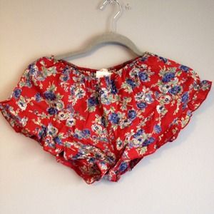 Brandy Melville Vodi shorts