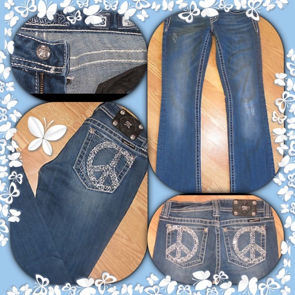 Miss Me Jeans excellent condition. 28"x 33"