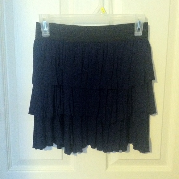 Navy blue three tiered skirt - Picture 1 of 1