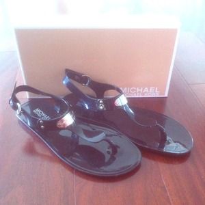 MICHAEL Michael Kors MK Plate Jelly Size 8M