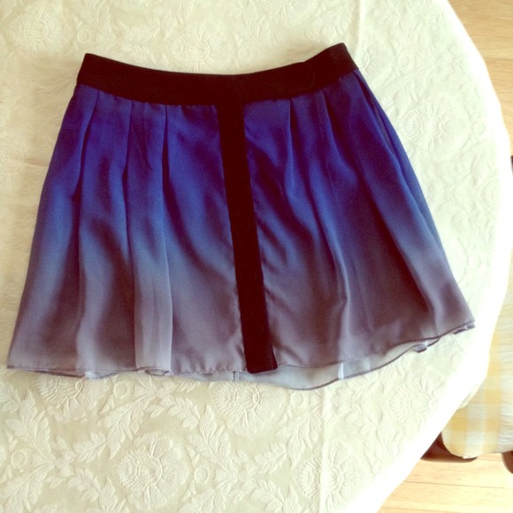 Blue ombré skirt size 1
