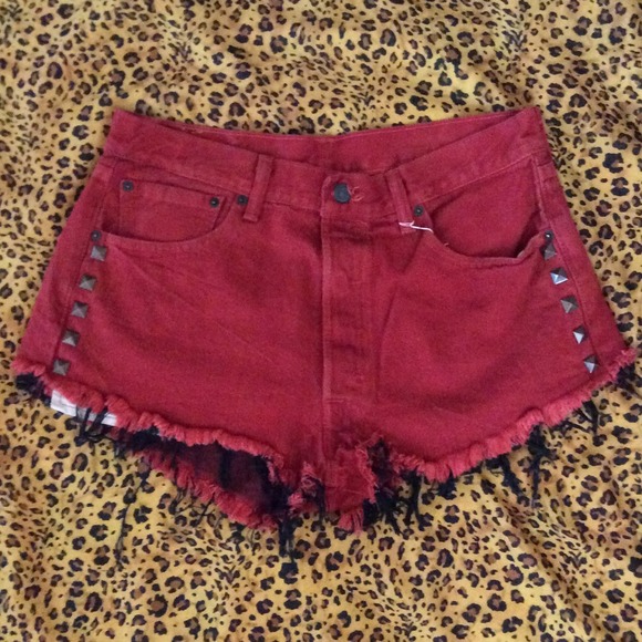 ***SOLD***Red 501 Levi high waisted shorts