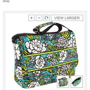 ✨Vera Bradley Messenger Bag✨
