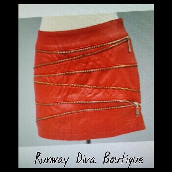 Skirt - Picture 1 of 1