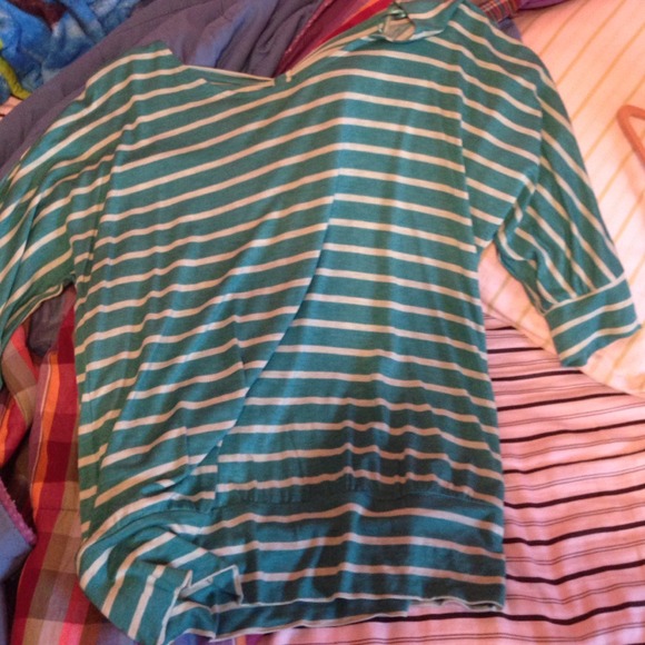 Stripped cutout shirt