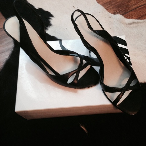 Black Nine West heels