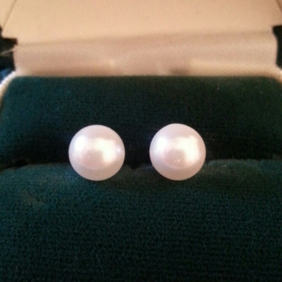 Pearl Earrings
