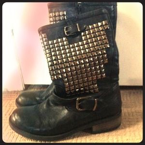 Wanted sz 10 Black Biker boots