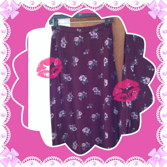 Berry colored maxi skirt beautiful