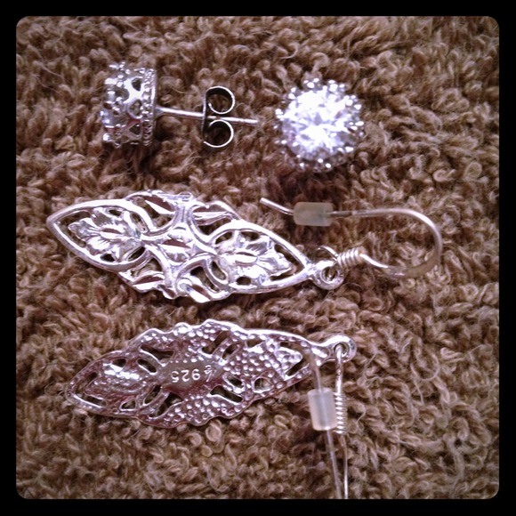 🚫 BUNDLED EARRINGS