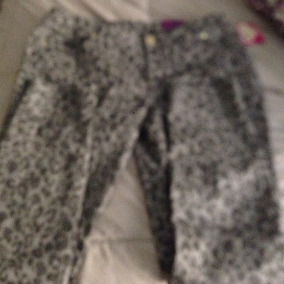 Hello kitty leopard jean ( brand new)