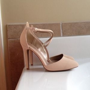 Nubuck nude heels