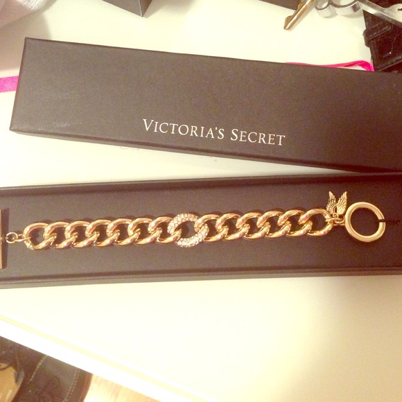 Victoria Secret bracelet - Picture 1 of 1