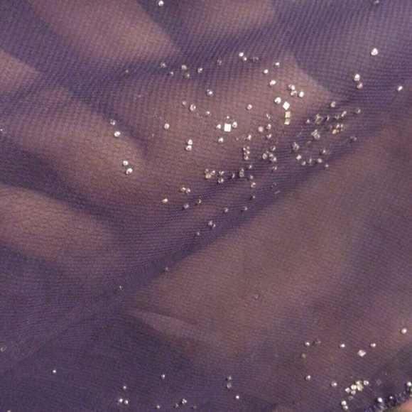 Off the shouler chiffon blouse - Picture 3 of 3