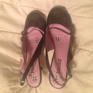 Mudd Black Patent pumps 8 1/2 M