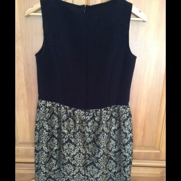 ๐NWT๐ LOFT dress. Wear any season! ๐HOST PICK๐ - Picture 3 of 4