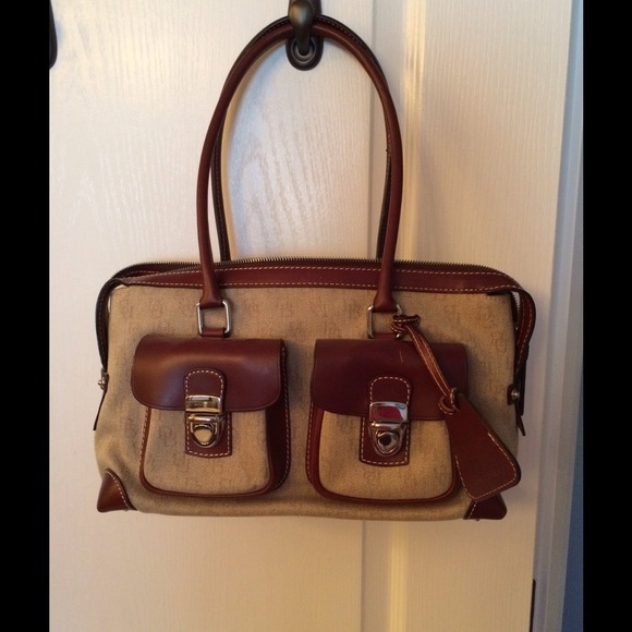 Authentic Dooney & Bourke handbag