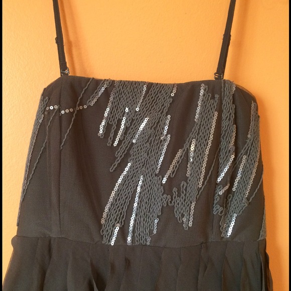 Dark Grey dress - Picture 2 of 3