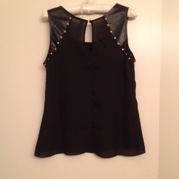 🚫BUNDLED🚫 black tank w gold studs and faux leat - Picture 3 of 3