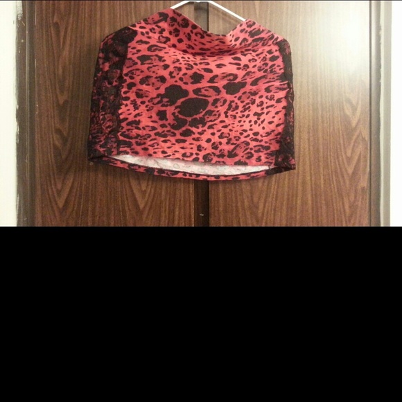 Red animal print mini skirt - Picture 1 of 2