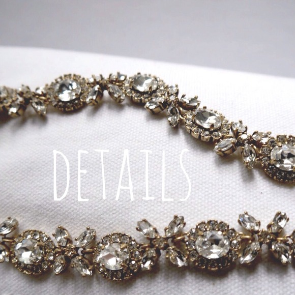 Jewelry | Crystal xoxo necklace - Picture 2 of 4