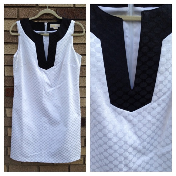 MICHAEL Michael Kors Dresses & Skirts - 🎉Host Pick🎉Michael Kors Beautiful Sheath Dress