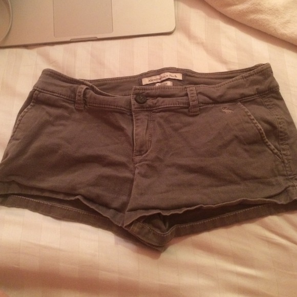 Abercrombie & fitch shorts size 2!