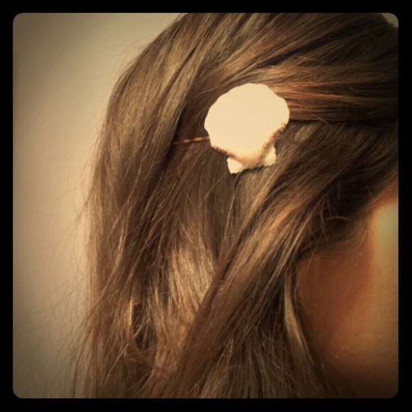 ∆SOLD∆ Seashell hair pin. Handmade