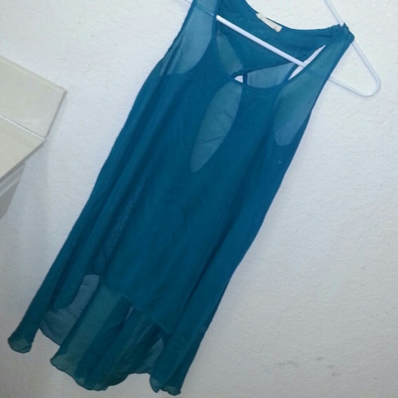 Sold to @elvia1002 free gift