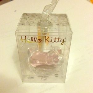 Hello Kitty eau de parfume mini 0.22oz