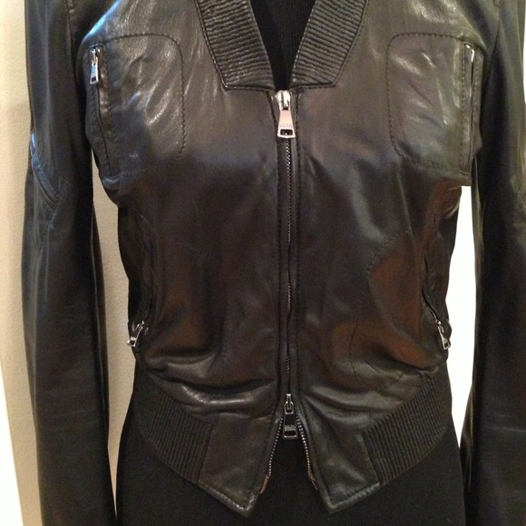 Dolce and Gabbana leather jacket - Picture 2 of 3