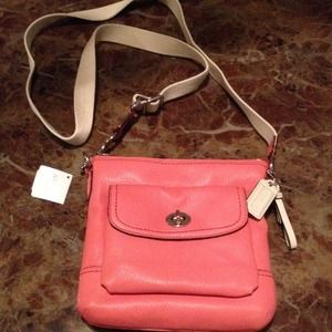 #119    Authentic Coach Park Leather Swingback