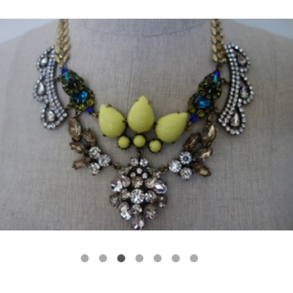 "Isabel" statement necklace - Picture 3 of 4